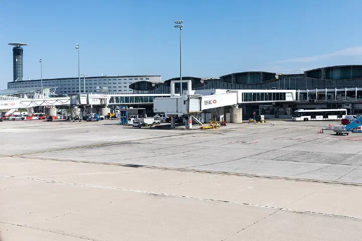 Jet bridges at Terminal 2 of Paris-Charles de Gaulle Airport.