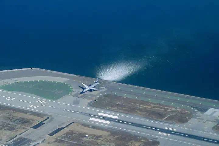 Jet engines over water.