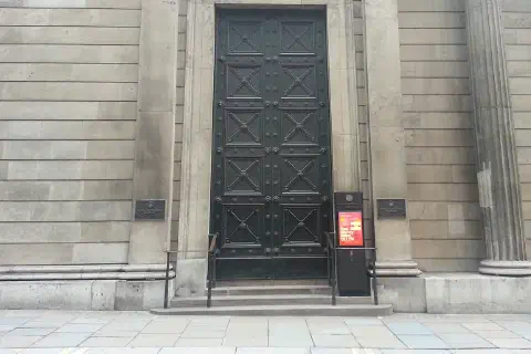 The main entrance of the Bank of England Museum.