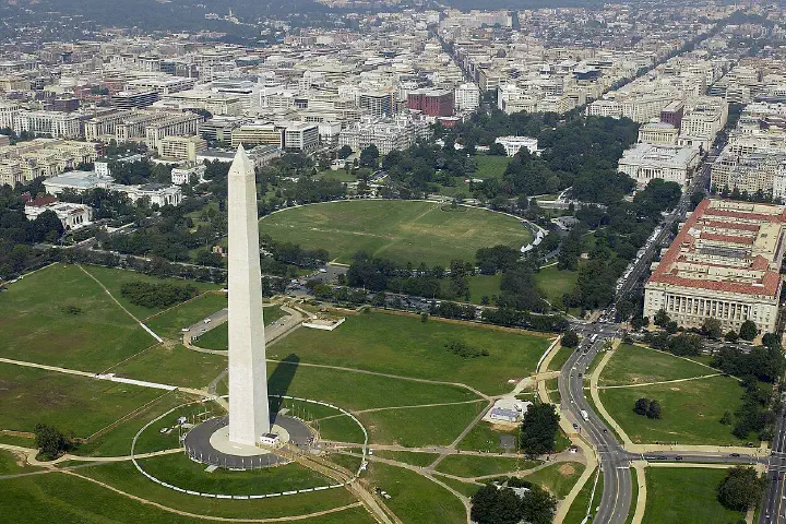 An aerial view of the Washington Monument with the White House in the background, Sept. 26, 2003.