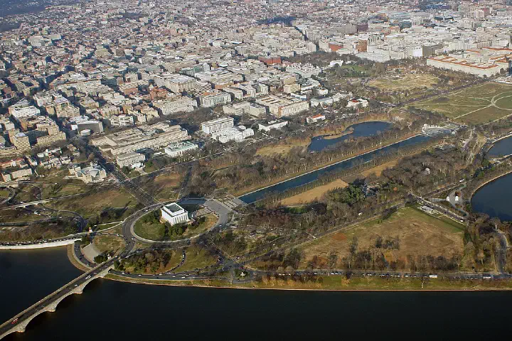 An aerial view of the western side of the National Mall, Washington, D.C., with the Lincoln Memorial and the Reflecting Pool.