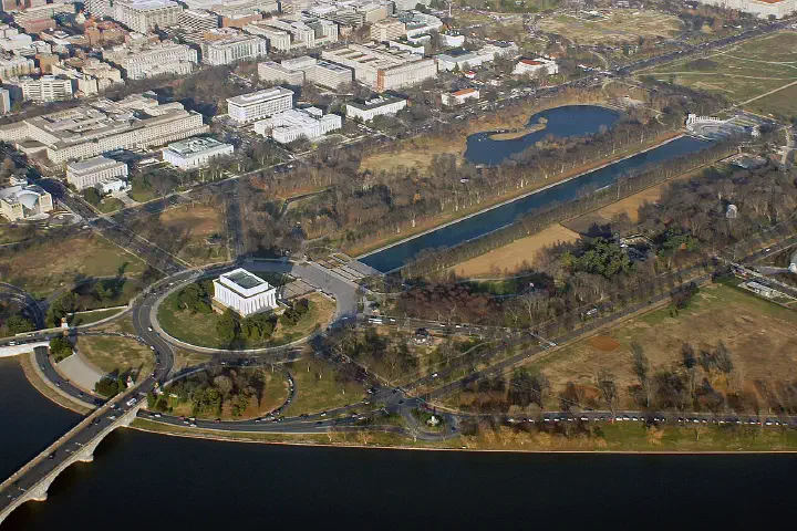 An aerial view of the Lincoln Memorial, its Reflecting Pool, the Vietnam Veterans Memorial and the National World War II Memorial.