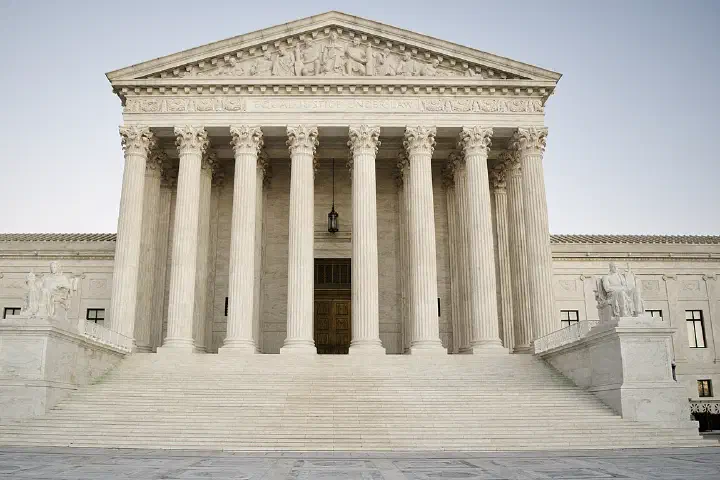 The front façade of the Supreme Court of the United States.