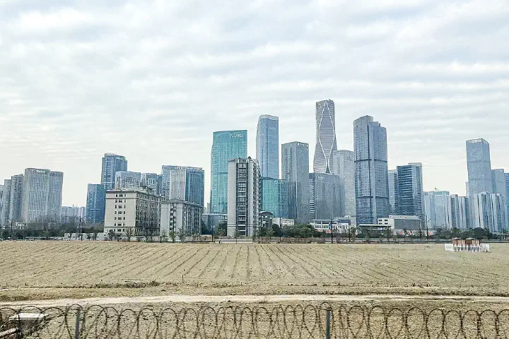 The skyline of Xiaoshan District, seen from train T212.