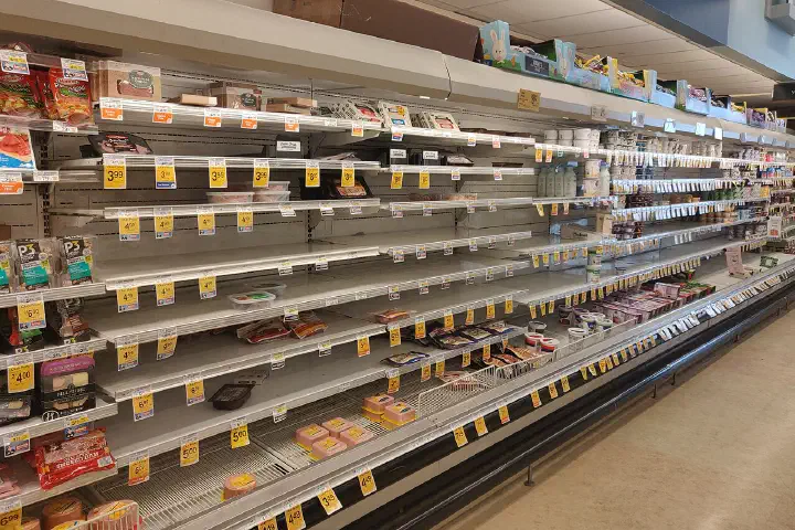 A Safeway on 17th Street in Washington, D.C.