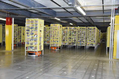 Governor Hogan tours the Amazon fulfillment center on Broening Highway in Baltimore.