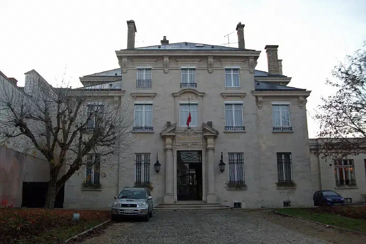 The Banque de France building in Châlons.
