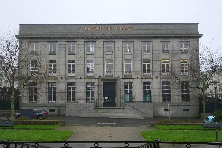 The north-west façade of the Banque de France building in Brest, France.