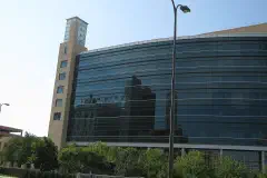 The Federal Reserve Bank of Minneapolis building, seen from Hennepin Avenue.