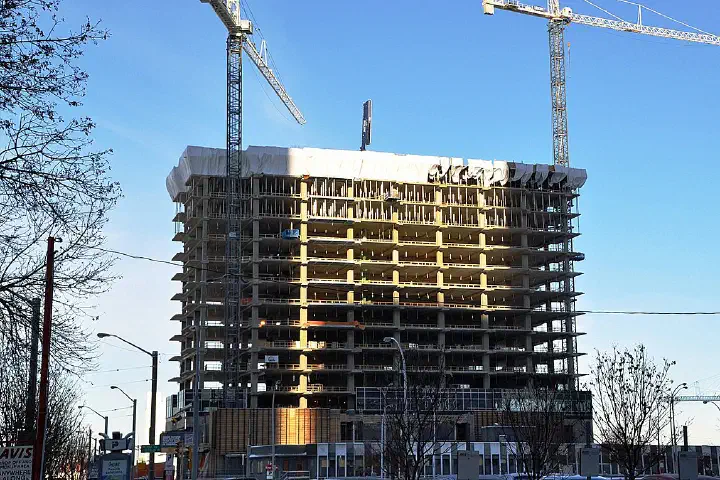 Construction of the EPCOR Tower, December 26, 2009.