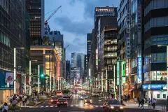 Chuo-dori, looking south from Nihonbashi.