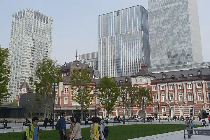 Marunouchi and Tokyo Station, Tokyo.