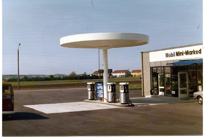 A Mobil site at Sola, Norway, from the Norwegian National Archives.