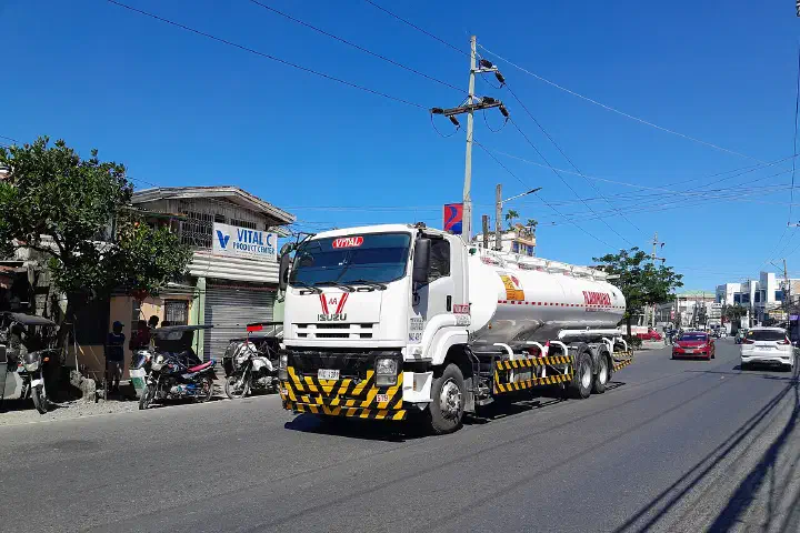 Isuzu FVM Fuel Tanker Truck was driving on the highway