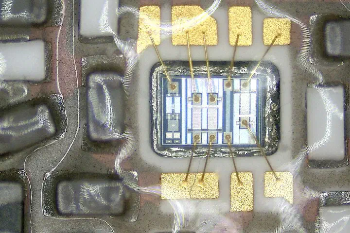 A micrograph of an electronic circuit board.