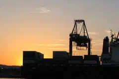 Container ship unloads its contents at the Port of Los Angeles