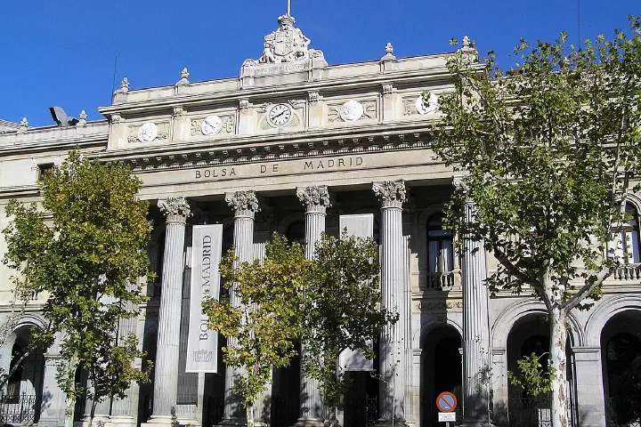 The Palacio de la Bolsa, home of the Madrid Stock Exchange.