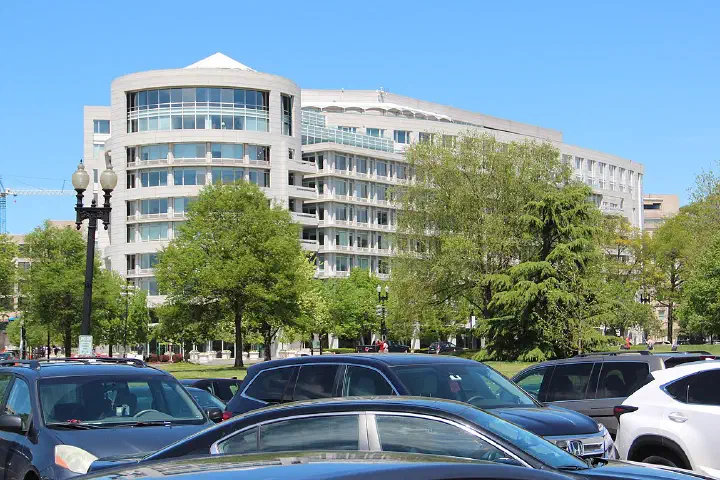 The building at 101 Constitution Avenue NW, Washington, D.C.
