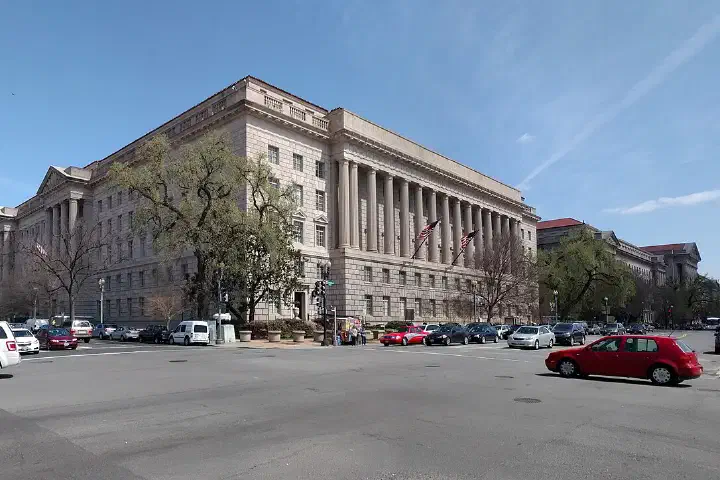 The Herbert C. Hoover Building, headquarters of the U.S. Department of Commerce, Washington.